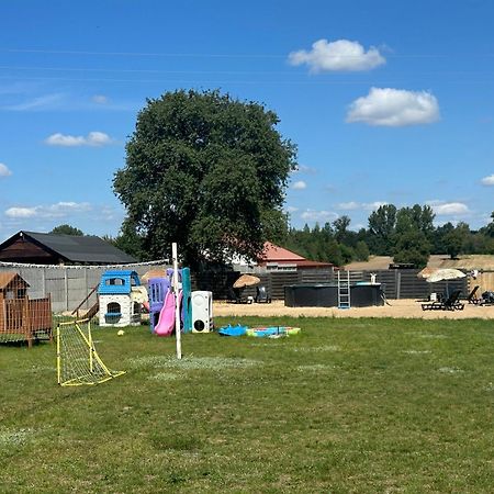 Domek Letniskowy 8-Osobowy Nad Jeziorem Wilczynskim Swietne Kültér fotó